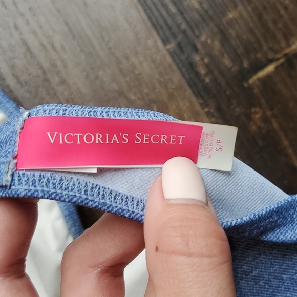 🌸☆VICTORIA'S SECRET SWIM TOP☆🌸 - Picture 4 of 5